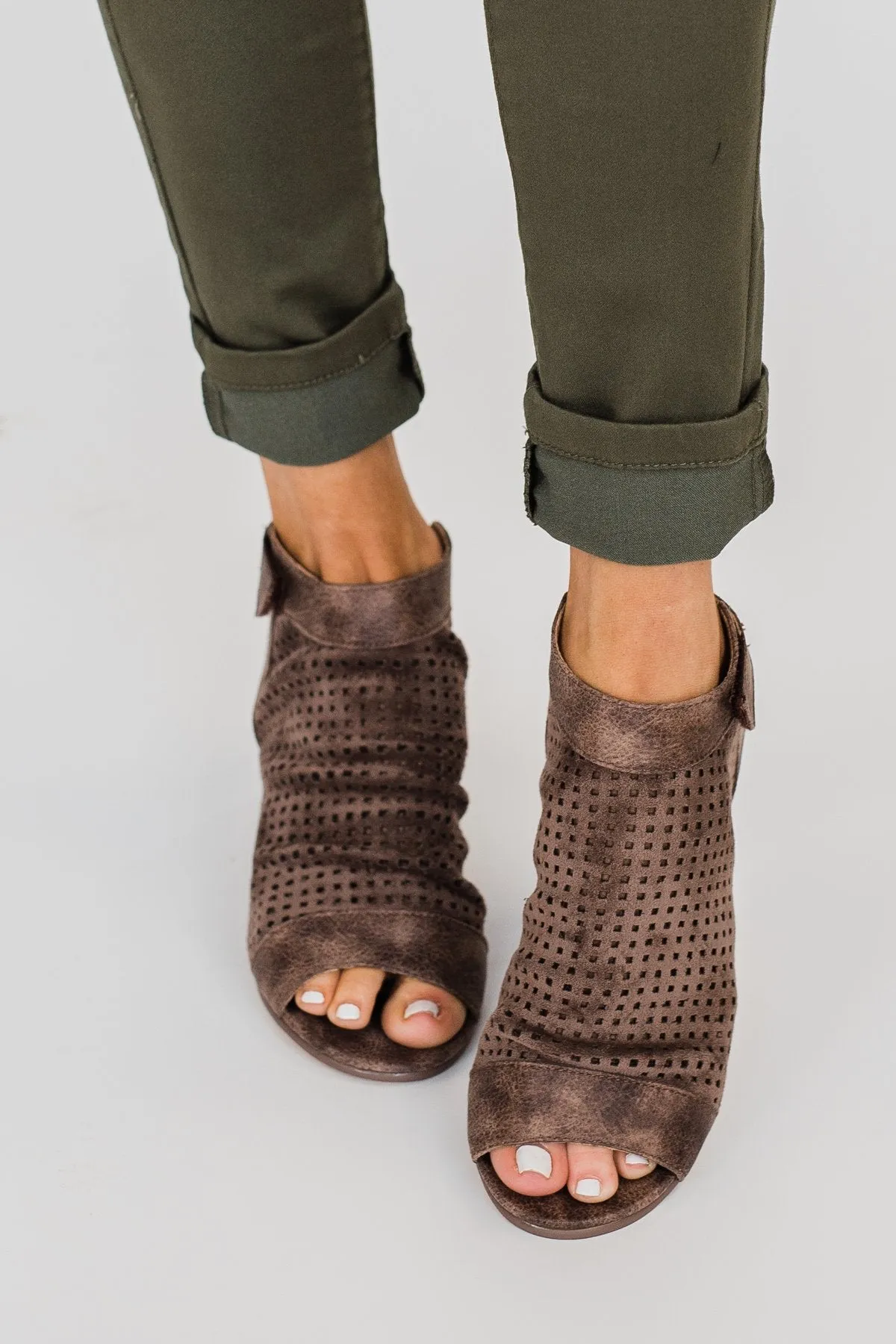 Very G Royce Block Heels- Taupe
